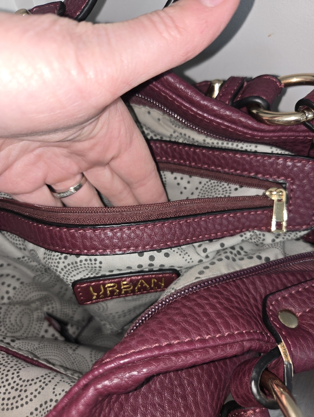 Urban Expressions Plum Pebbled Shoulder Bag with Gold Hardware - Picture 14 of 16